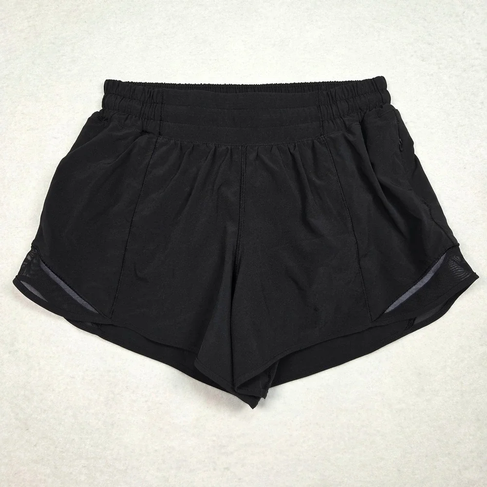 Lululemon Hotty Hot Shorts Women 6 Black Low Rise 3.5